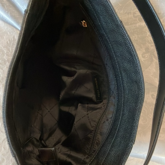 Michael Kors Large Evie Hobo Bag EUC - Picture 13 of 13